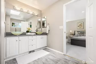 517 Pasco Pl NE, Renton, WA 98059 - Photo 32