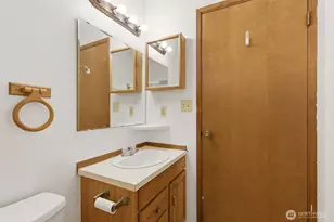 3024 NE 143rd St, Seattle, WA 98125 - Photo 16