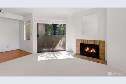 3024 NE 143rd Street #301, Seattle, WA 98125 - Photo 4