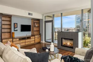 820 Blanchard St, Seattle, WA 98121 - Photo 2