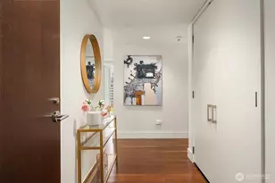 820 Blanchard St, Seattle, WA 98121 - Photo 26