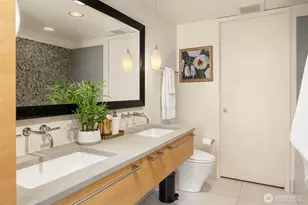 820 Blanchard St, Seattle, WA 98121 - Photo 20