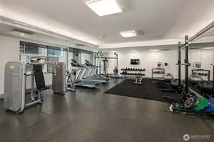 820 Blanchard St, Seattle, WA 98121 - Photo 28