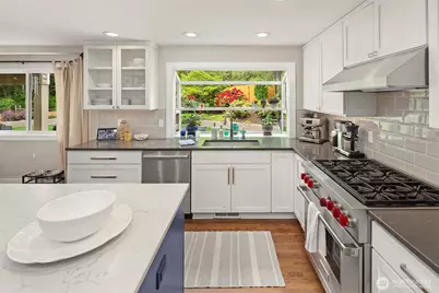 4810 117th Place NE, Kirkland, WA 98033 - Photo 12