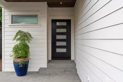 4805 238th Street SW, Mountlake Terrace, WA 98043 - Photo 2