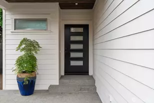 4805 238th St SW, Mountlake Terrace, WA 98043 - Photo 2