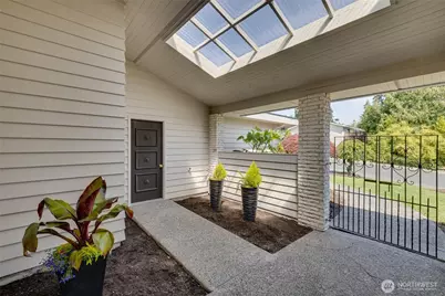 9111 NE 192nd Place, Bothell, WA 98011 - Photo 4