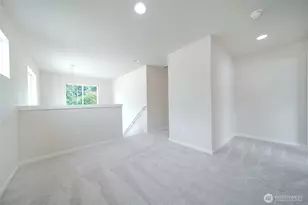 4241 R St NE, Auburn, WA 98002 - Photo 12