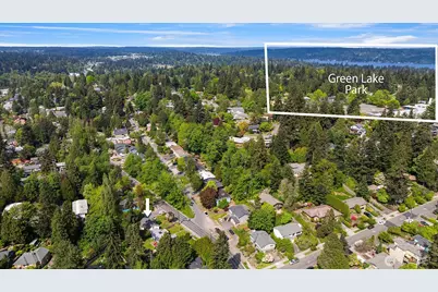 8315 Ravenna Avenue NE, Seattle, WA 98115 - Photo 10