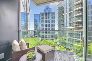 10700 NE 4th St, Bellevue, WA 98004 - Photo 18