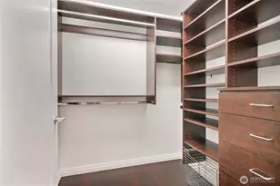 10700 NE 4th St, Bellevue, WA 98004 - Photo 14