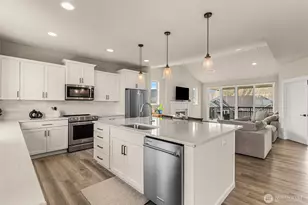 661 S Juli Ave, East Wenatchee, WA 98802 - Photo 6