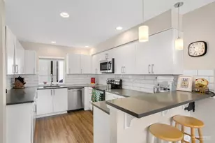 2736 S Andover St, Seattle, WA 98108 - Photo 8