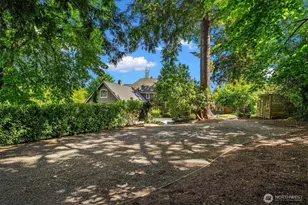 3035 NE 195th St, Lake Forest Park, WA 98155 - Photo 36