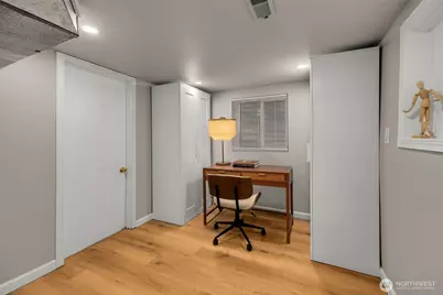 5706 35th Ave NE, Seattle, WA 98105 - Photo 18