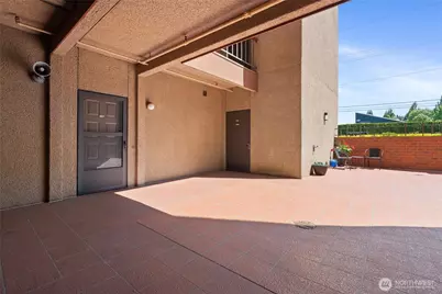 1902 Bridgeport Way W #106, University Place, WA 98466 - Photo 4