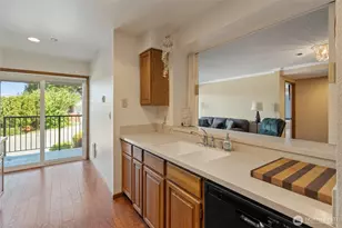 1902 Bridgeport Way W, University Place, WA 98466 - Photo 12