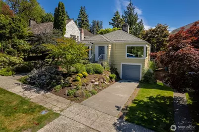 4335 NE 42nd Street, Seattle, WA 98105 - Photo 1
