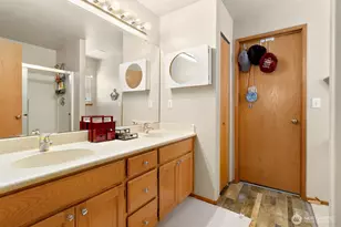 3305 48th St NE, Tacoma, WA 98422 - Photo 8