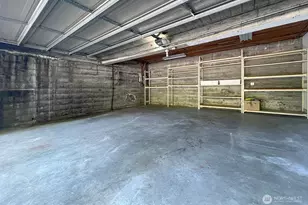 3651 Perkins Ln W, Seattle, WA 98199 - Photo 36