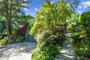 3651 Perkins Ln W, Seattle, WA 98199 - Photo 2