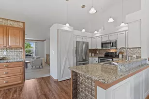 18509 Ballantrae Dr, Arlington, WA 98223 - Photo 4