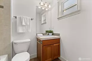 2024 W Bertona St, Seattle, WA 98199 - Photo 24