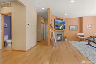 250 Pasco Dr NE, Renton, WA 98059 - Photo 10