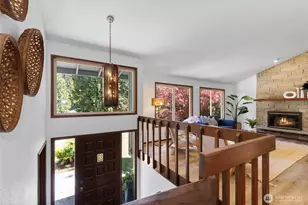 13893 John St NE, Bainbridge Island, WA 98110 - Photo 4
