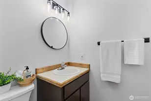 13893 John St NE, Bainbridge Island, WA 98110 - Photo 28