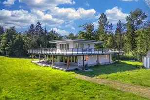 5233 Pheasant Run Ln, Anacortes, WA 98221 - Photo 1