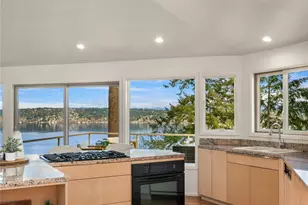 936 170th Pl SE, Bellevue, WA 98008 - Photo 14