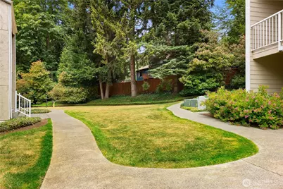 9494 Redmond-Woodinville Road NE #B307, Redmond, WA 98052 - Photo 16