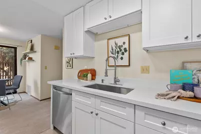 24440 13th Avenue S, Des Moines, WA 98198 - Photo 4