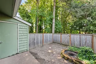13227 SE 256th St, Kent, WA 98042 - Photo 14