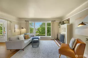 155 Florentia St, Seattle, WA 98109 - Photo 8