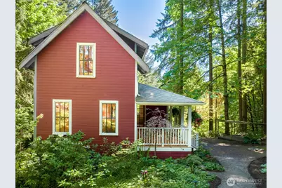7026 Island Center Road NE, Bainbridge Island, WA 98110 - Photo 2