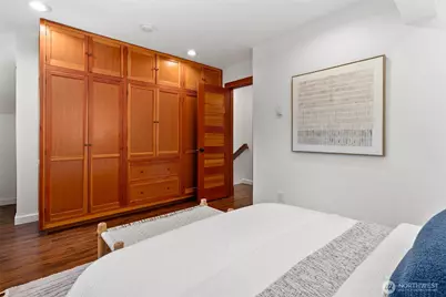 7026 Island Center Road NE, Bainbridge Island, WA 98110 - Photo 24