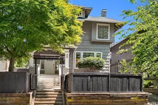 746 Broadway E, Seattle, WA 98102 - Photo 1