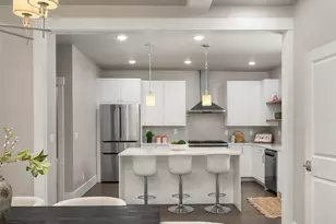746 Broadway E, Seattle, WA 98102 - Photo 16