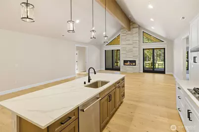 1050 Domerie Park Loop, Cle Elum, WA 98940 - Photo 8
