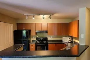 7711 NE 175th St, Kenmore, WA 98028 - Photo 10