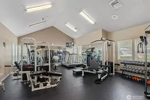 7711 NE 175th St, Kenmore, WA 98028 - Photo 2