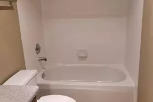 7711 NE 175th St, Kenmore, WA 98028 - Photo 6