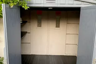 12051 SE 42nd St, Bellevue, WA 98006 - Photo 20