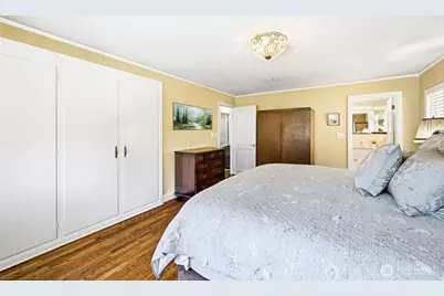 1637 Broadmoor Drive E, Seattle, WA 98112 - Photo 18