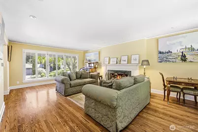1637 Broadmoor Drive E, Seattle, WA 98112 - Photo 8