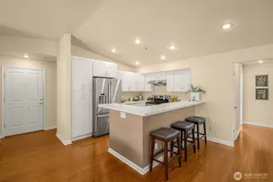 12034 15th Ave NE, Seattle, WA 98125 - Photo 8