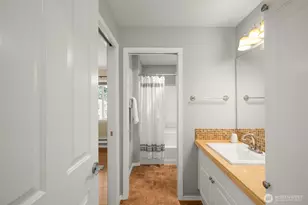 12034 15th Ave NE, Seattle, WA 98125 - Photo 18