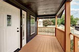 203 Roake Ave SE, Castle Rock, WA 98611 - Photo 2